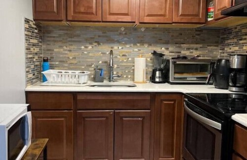 North Bergen Apartamento | Apartment 1BR 3 miles NYC Full kitchen