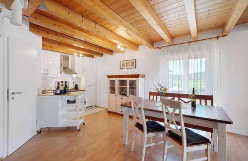 Oberrotweil Apartamento | Apartamento '2, 65 Qm, Balkon' con piscina compartida, terraza privada y Wi-Fi