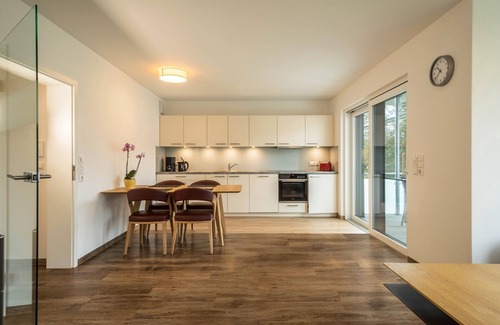Eriskirch Apartamento | Apartamento "2 Am Biohof Eriskirch" cerca del lago de Constanza con balcón y jardín
