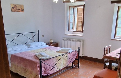 Vivo dʼOrcia Apartamento | 2 bedroom 1 bathroom apartment