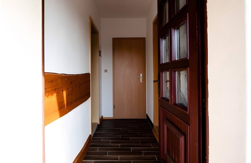 Großraschen Apartamento | Apartamento '2' con terraza compartida, jardín privado y Wi-Fi