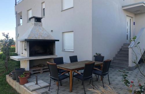 Turanj Apartamento | Apartment 2 with the swimming pool