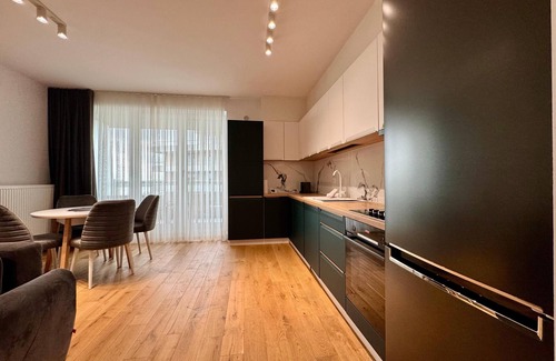 Sector 3 Apartamento | Apartment 204 – Cozy Stay by Lebada Lake