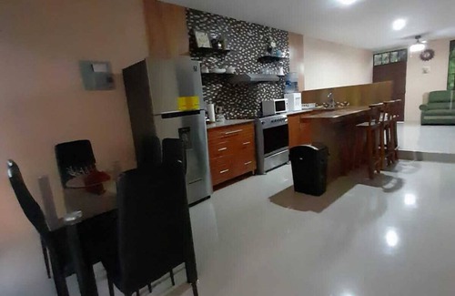 San Salvador Apartamento | Apartemento, a 20min de aeropuerto, playa!