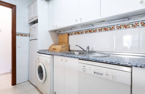 La Cala de Mijas Apartamento | Apartamento '234 Parque Playa La Cala' con piscina compartida, Wi-Fi y aire acondicionado