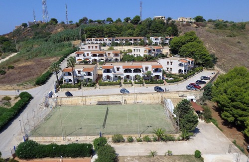 Tonnara di Bonagia Apartamento | Apartment 250 Meters From the Beach With sea View