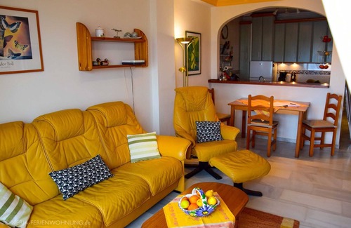 Nerja Apartamento | Apartment 2E front row, Air Condition, WLAN, Balcony sea view, Playa Burriana