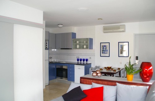 L'Estartit Apartamento | APARTAMENTO (3 ADULTOS + 2 NIÑOS) VISTA CALLE