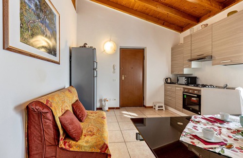 Valeggio sul Mincio Apartamento | Apartamento '38' con terraza y balcón compartidos