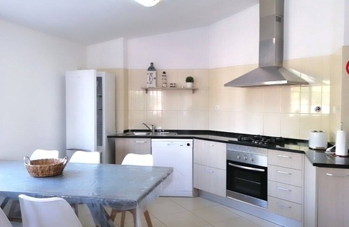 Pata de Cima Apartamento | Apartment 3 Rooms Algarve,WIFI, AC, Tabel tennis, BBQ, pool
