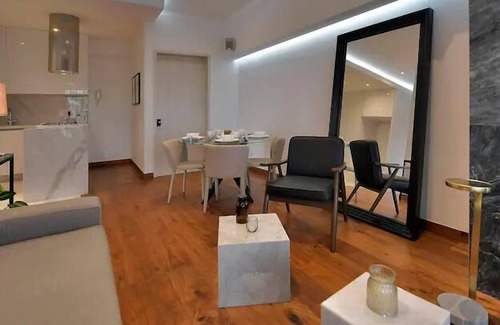 Los Alpes Apartamento | Apartment- 30 Min from Formula 1