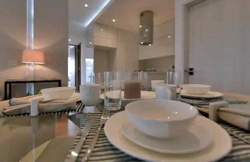 Los Alpes Apartamento | Apartment- 30 Min from Formula 1