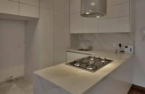 Los Alpes Apartamento | Apartment- 30 Min from Formula 1