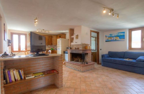 Gianola Apartamento | Apartamento con vistas al mar a 200 metros de la playa.