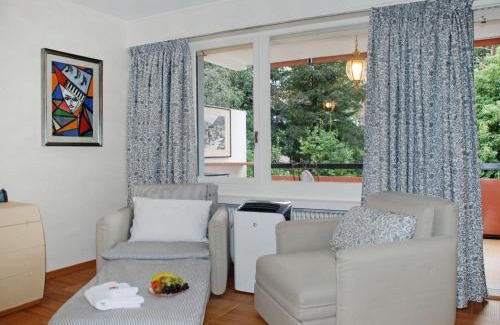 Bissone Apartamento | Apartment 305 Romantik by Interhome
