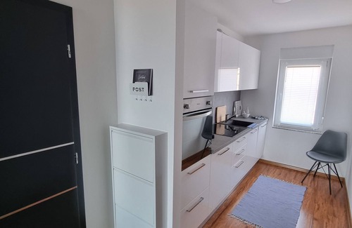 Selce Apartamento | Apartment (4-5 persons) with sea view (250m to the beach) and air conditioning