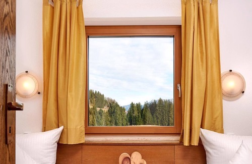 Riezlern Apartamento | "4" apartamento / 2 habitaciones / ducha, WC, - Gästehaus Strasser Hotel Garni