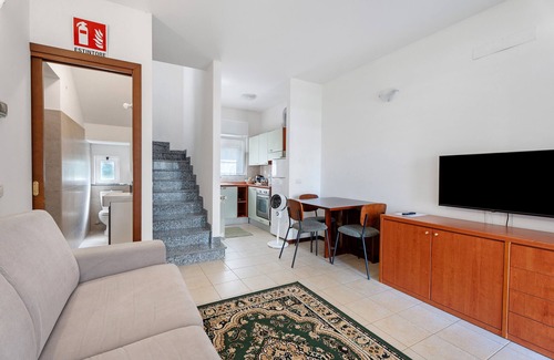 Lonate Pozzolo Apartamento | Apartment '5' with Shared Garden, Balcony and Wi-Fi