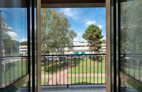 Lonate Pozzolo Apartamento | Apartment '5' with Shared Garden, Balcony and Wi-Fi