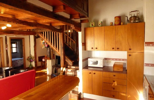Ibero Cabaña | Apartamento (6+3 pax) con vistas al río y piscina. A 10 minutos de Pamplona.