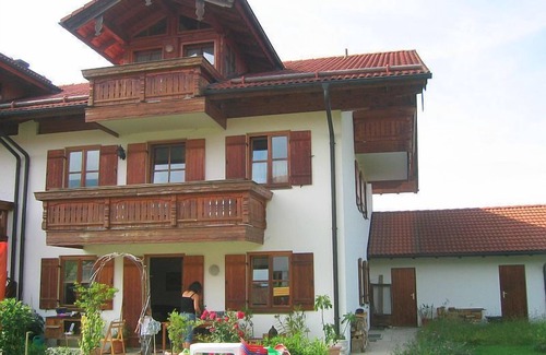 Frasdorf Apartamento | Apartamento para 4 personas, 65 metros cuadrados, ático, balcón, 1 dormitorio, sala de estar / dormitorio, cocina