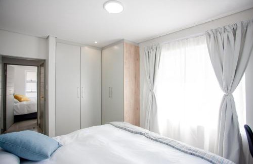 George Apartamento | Apartment 70 - 1 On York