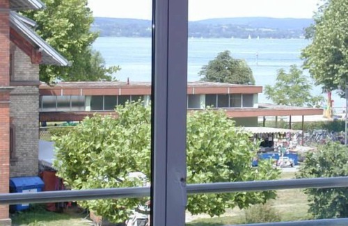 Unteruhldingen Apartamento | Apartment "Altbau" 2nd floor, 60sqm, 1 bedroom, 1 living/sleeping area max. 4 persons