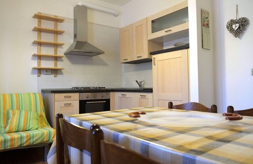 Torre Pedrera Apartamento | Apartamento a un paso del mar (con aire acondicionado)