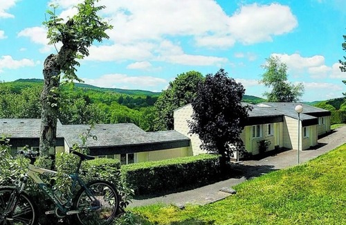 La Salvetat-sur-Agout Apartamento | Apartment "A" for 7 people 200 m from Lac de la Raviège