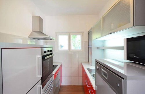 Businci Apartamento | Apartamento Amiela by Interhome