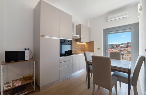Varazze Apartamento | Apartamento 'A Prima Vista Varazze' con Vista al Mar, Wi-Fi y Aire Acondicionado