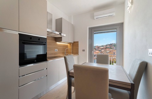 Varazze Apartamento | Apartamento 'A Prima Vista Varazze' con Vista al Mar, Wi-Fi y Aire Acondicionado