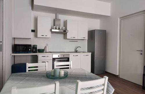 Malgrate Apartamento | Apartment a stone's throw from lake, city and mountains: where everything is close by