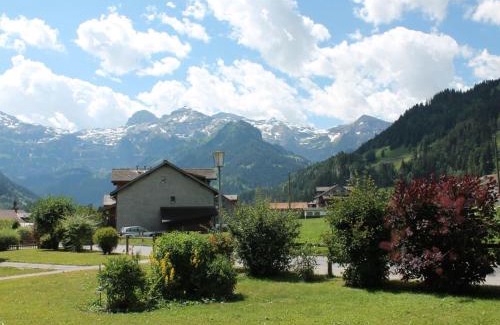 Lenk Apartamento | Apartment Aegertenstrasse 10 by Interhome