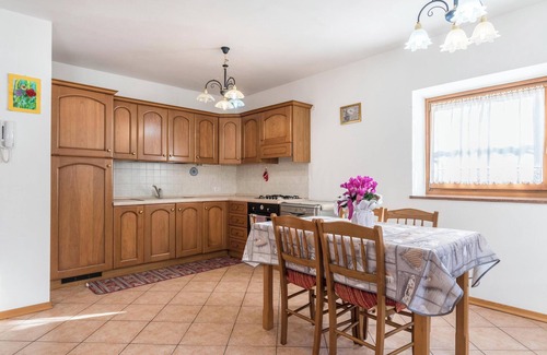 Transacqua Apartamento | Apartamento 'Agritur Alle Quattro Stagioni' con vistas a la montaña y jardín
