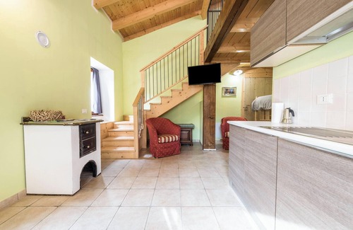Canale di Tenno Apartamento | Apartamento Agriturismo "Al Gallo Nero Verde" cerca del lago de Garda con vistas a la montaña