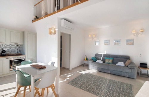 Pieve Ligure Apartamento | Apartamento 'Agriturismo Le Pale - Giuli 2' con vistas al mar, Wi-Fi y aire acondicionado