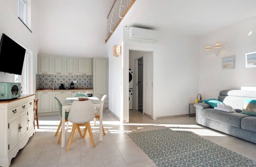 Pieve Ligure Apartamento | Apartamento 'Agriturismo Le Pale - Giuli 2' con vistas al mar, Wi-Fi y aire acondicionado