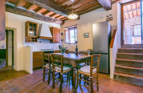 Lucolena Apartamento | Apartment Aia by Interhome