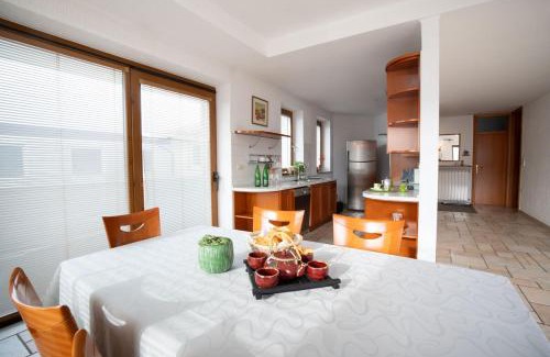 Ajdovscina Apartamento | Apartment Ajdi