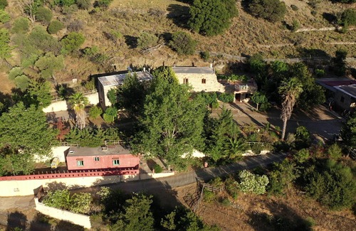 Kato Simi Apartamento | Apartamento 'Akros Oreon Afentis' con vistas a la montaña, terraza privada y Wi-Fi