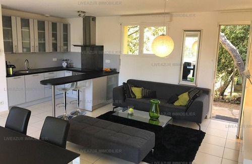 Le Brusc Apartamento | APARTAMENTO ALL COMFORT CLIMATISE TERRAZA JARDIN PISCINA PLAYA Y PUERTO CON PIES / 6 PERSONAS.