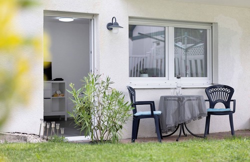 Gemarkung Oschingen Apartamento | Apartamento 'Albgängerle' con vistas a la montaña, terraza privada y Wi-Fi