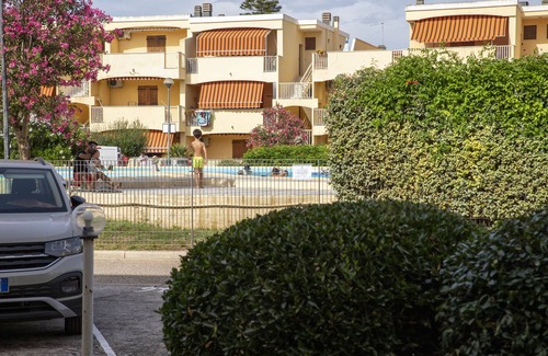 Lido Apartamento | Apartment 'Alghero Via Lido' with Shared Pool and Air Conditioning