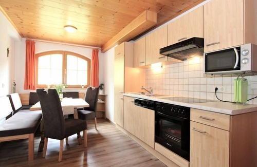 Gerlosbergeben Apartamento | Apartamento Alpin by Interhome