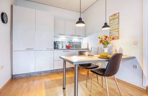 Nienstadt Apartamento | Apartamento 'Alter Laden' con terraza privada, jardín compartido y Wi-Fi