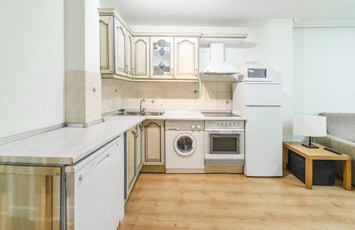 Ezcaray Apartamento | Apartamento 'Altuzarra Bis' con vistas a la montaña, balcón y Wi-Fi