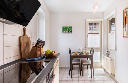 Beuren Apartamento | Apartamento 'Am Backhaus' con balcón y Wi-Fi