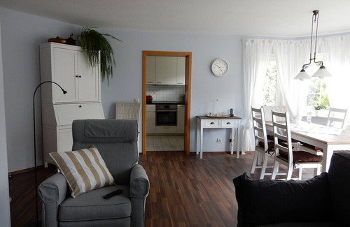 Unterkirnach Apartamento | Apartamento 'Am Wildpflanzenpark' con terraza y jardín compartidos y wifi