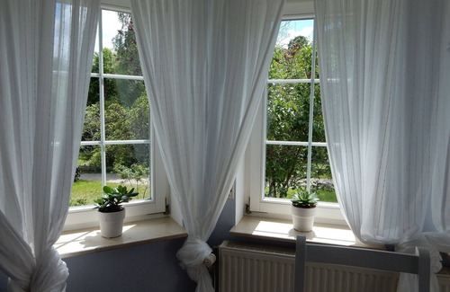 Unterkirnach Apartamento | Apartamento 'Am Wildpflanzenpark' con terraza y jardín compartidos y wifi